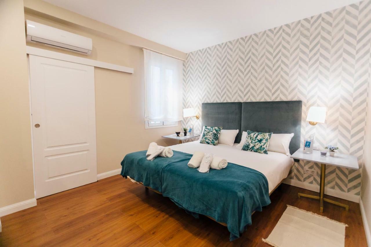 Stylish And Wide- 3Bdr 3Bth- Los Remedios Севилья Экстерьер фото